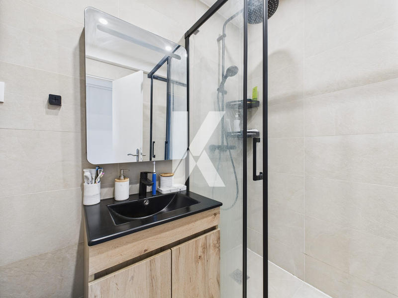 Appartement - 111 m² - 5 pièces