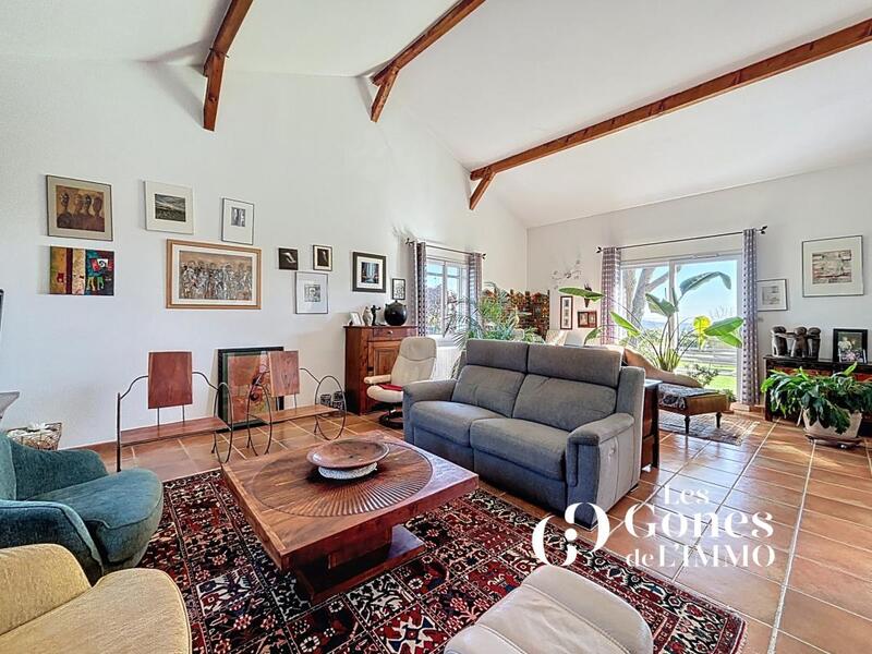 Maison - 137 m² - 5 pièces