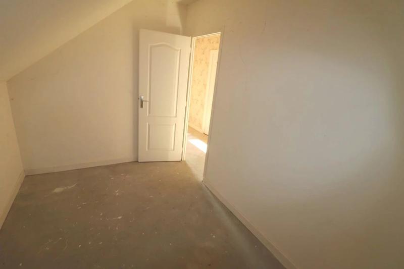 Maison - 206 m² - 7 pièces