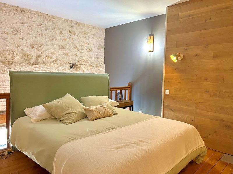 Château - 1 840 m² - 33 pièces