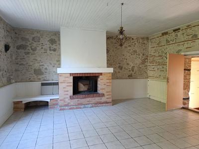 Maison - 280 m² - 6 pièces