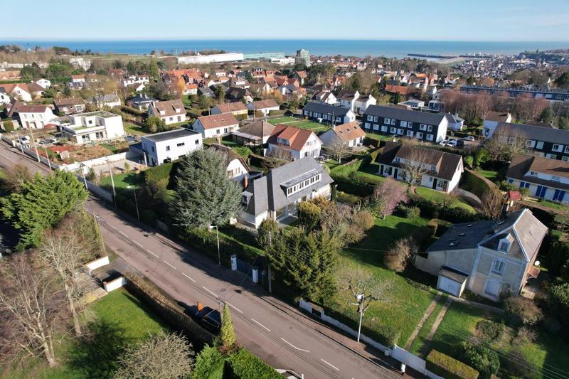 Maison - 145 m² - 4 pièces