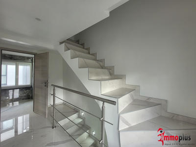 Maison de village - 85 m² - 4 pièces