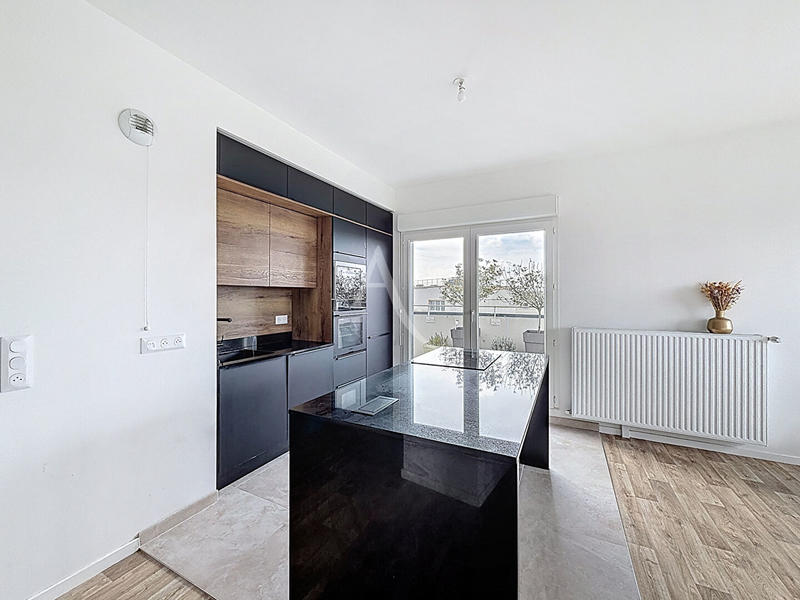 Appartement - 77 m² - 4 pièces