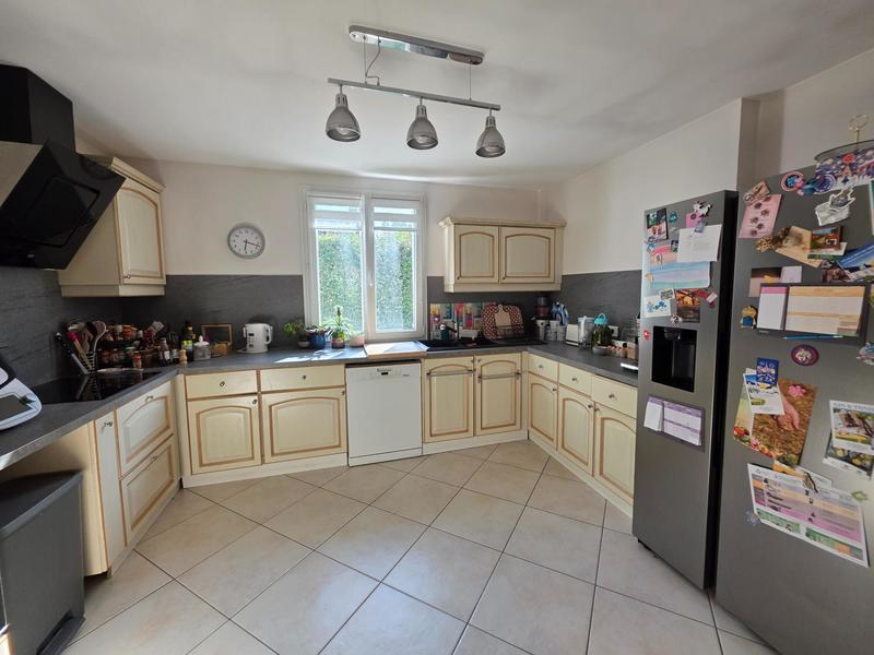 Maison - 150 m² - 7 pièces