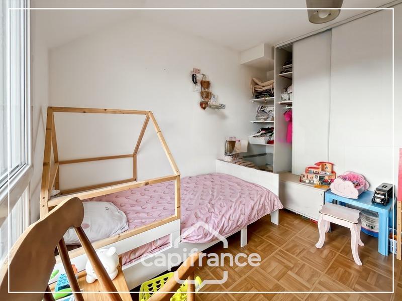 Maison - 98 m² - 5 pièces