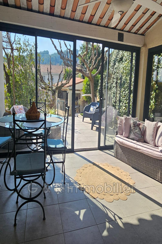 Maison - 150 m² - 5 pièces