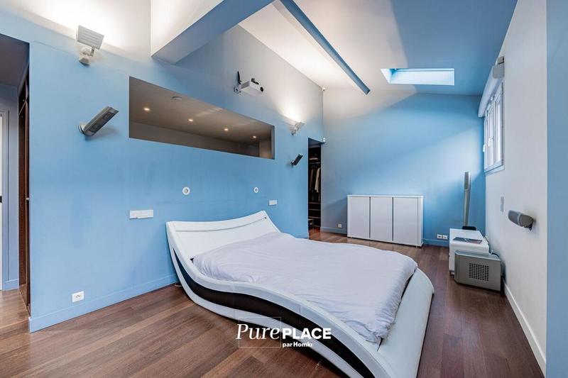 Villa - 225 m² - 6 pièces