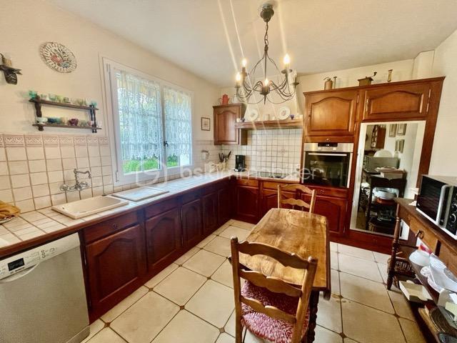 Maison traditionnelle - 112 m² - 5 pièces