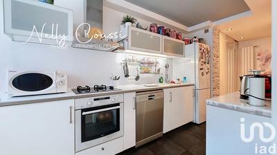 Appartement - 90 m² - 4 pièces