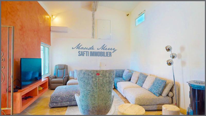 Villa - 170 m² - 6 pièces