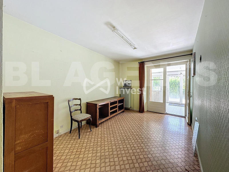 Maison - 284 m² - 13 pièces