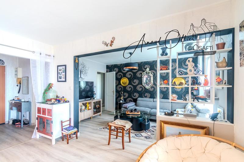 Appartement - 84 m² - 4 pièces