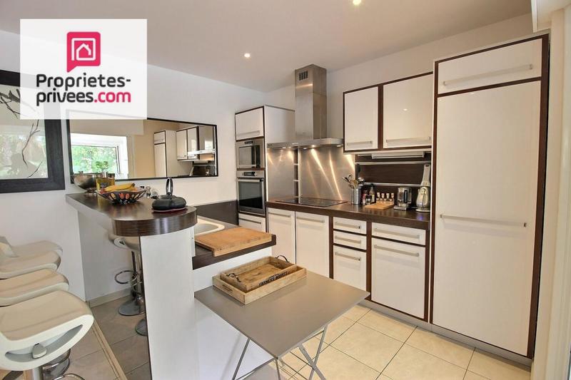 Villa - 180 m² - 5 pièces