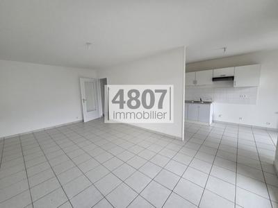 Appartement - 83 m² - 4 pièces