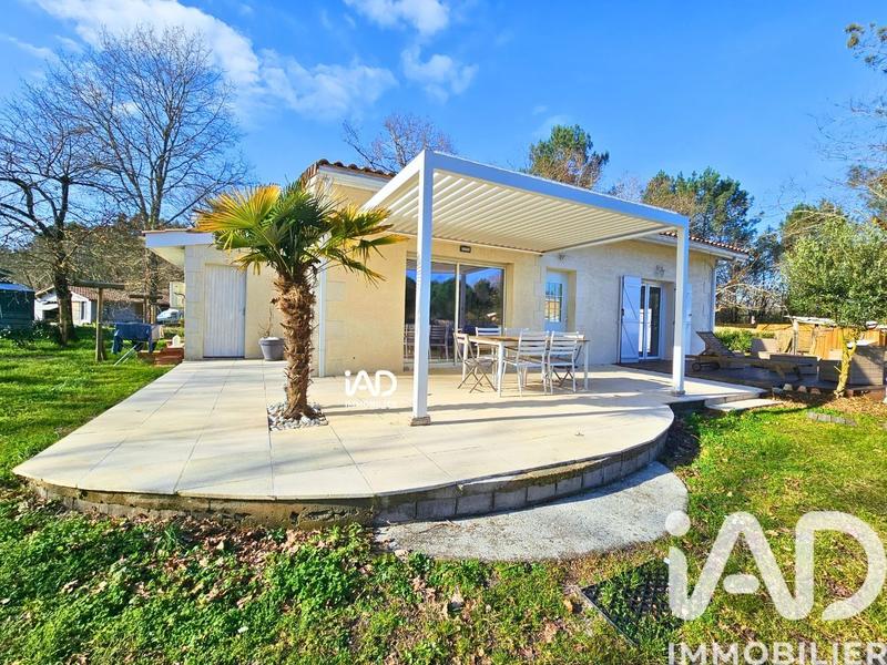 Maison - 92 m² - 4 pièces