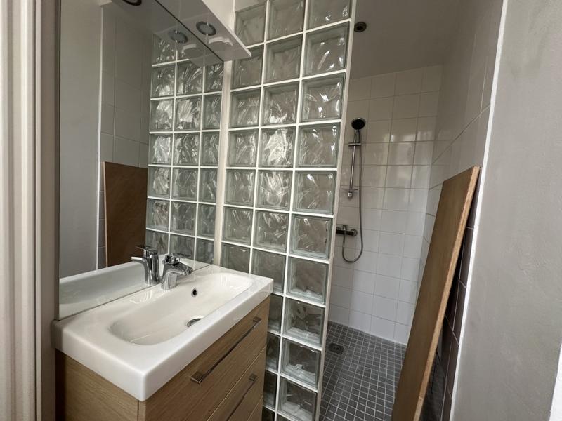 Appartement - 65 m² - 4 pièces