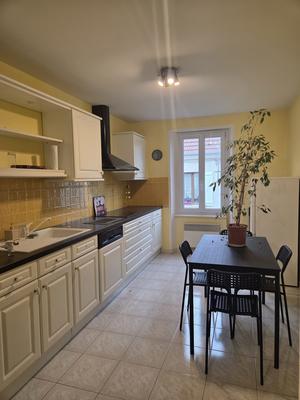 Fonds de commerce - Magasins - 175 m²