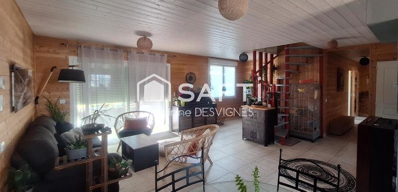 Maison - 240 m² - 9 pièces