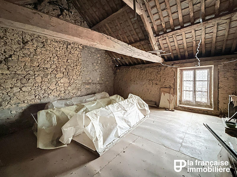 Maison - 79 m² - 6 pièces