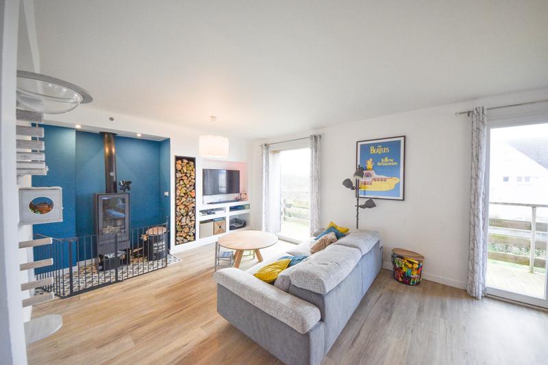 Maison - 175 m² - 9 pièces