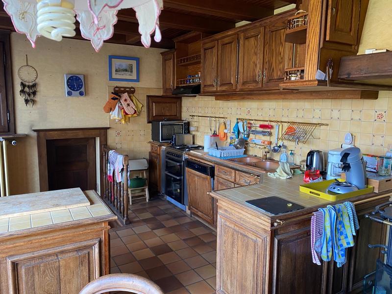 Maison - 450 m² - 20 pièces