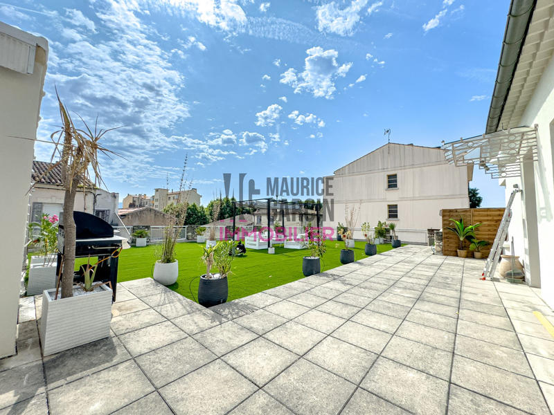 Appartement - 99 m² - 3 pièces