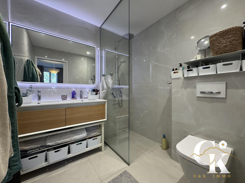 Maison contemporaine - 143 m² - 5 pièces