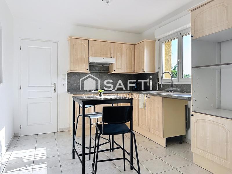 Maison - 90 m² - 4 pièces