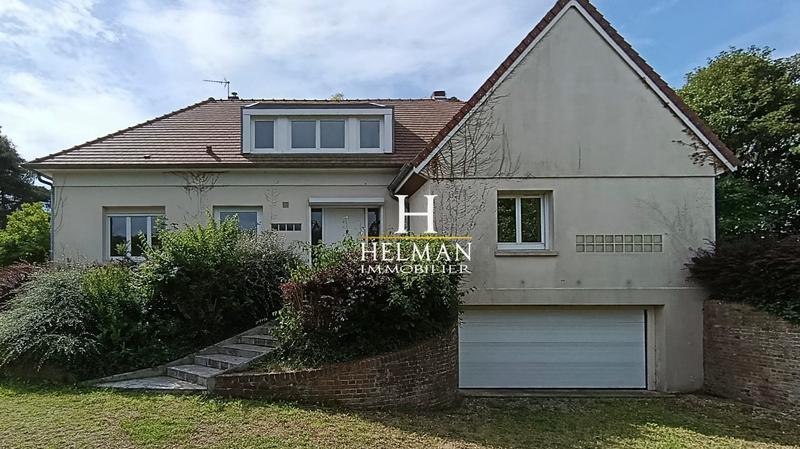 Maison - 245 m² - 10 pièces