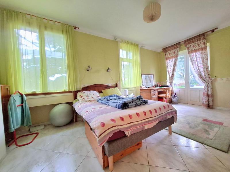 Maison - 170 m² - 5 pièces