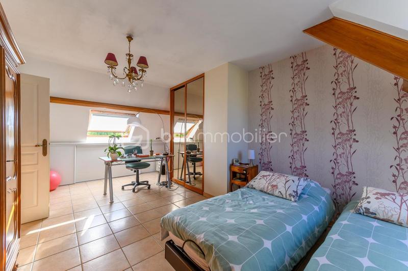 Maison - 120 m² - 6 pièces