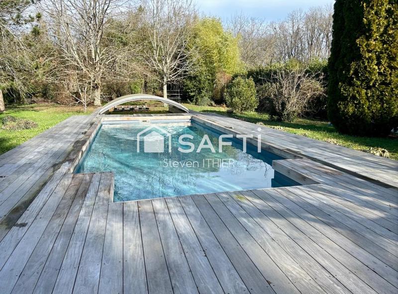 Maison - 180 m² - 5 pièces