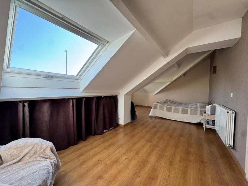 Maison - 139 m² - 7 pièces