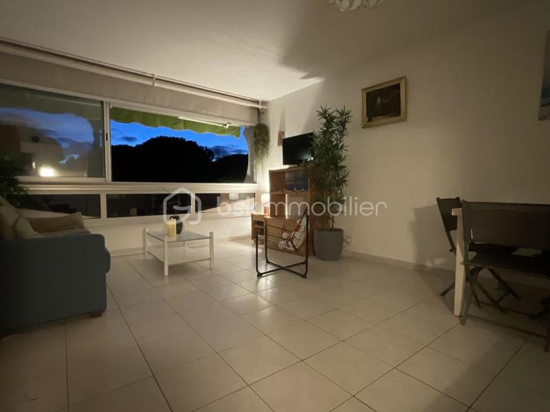 Studio - 24 m² - 1 pièce