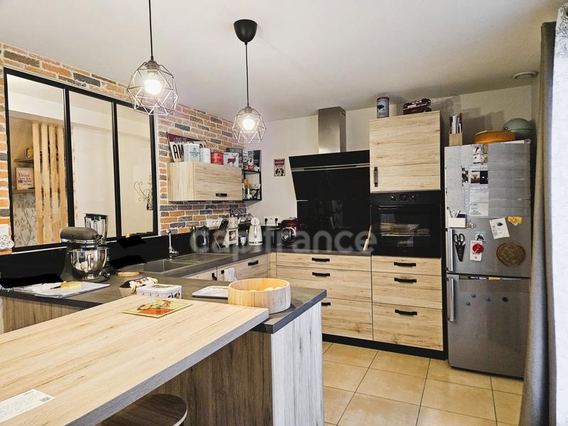 Maison - 141 m² - 7 pièces