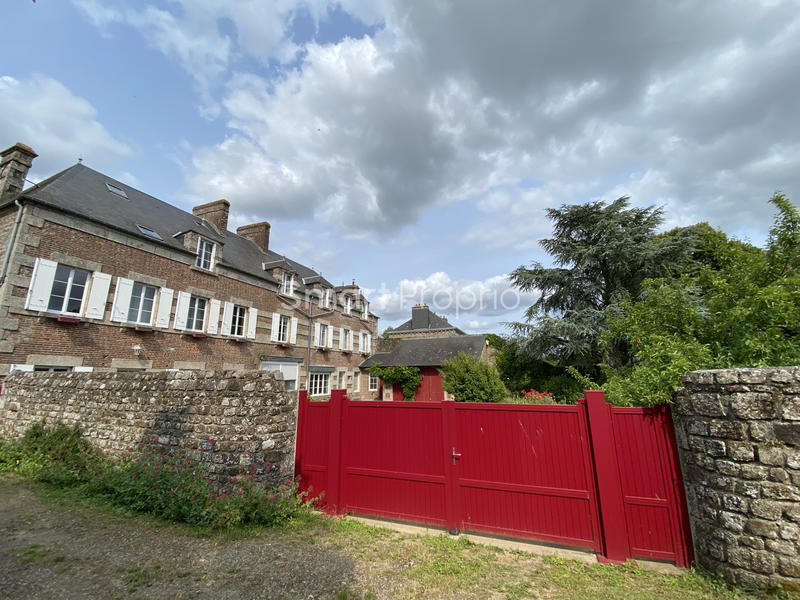 Maison - 500 m² - 19 pièces