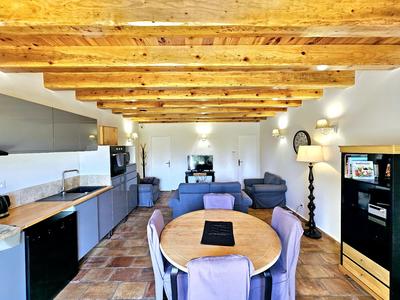 Appartement ancien - 61 m² - 2 pièces