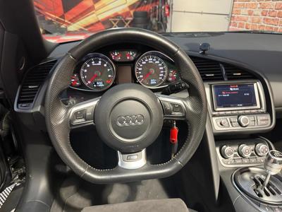 Audi R8 Spyder boîte manuelle