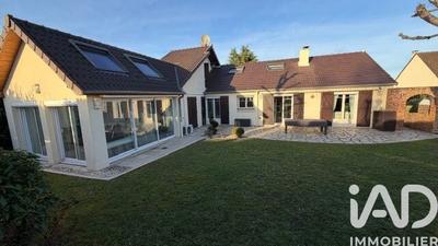 Maison - 166 m² - 8 pièces