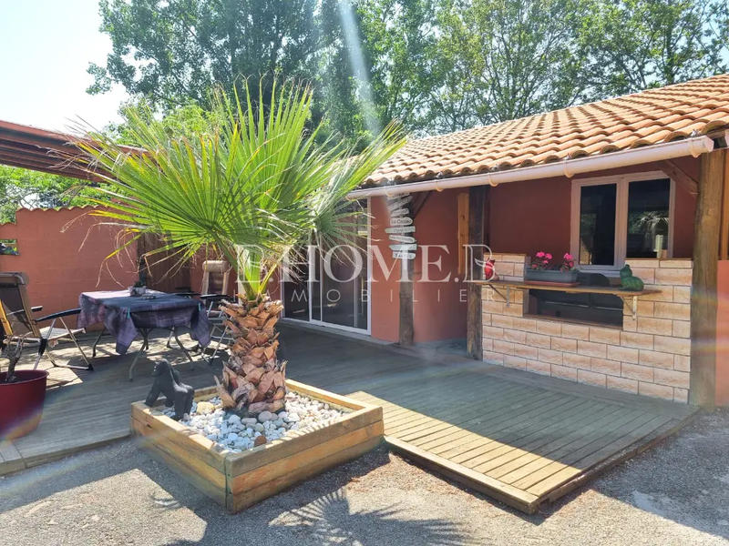 Maison - 110 m² - 6 pièces