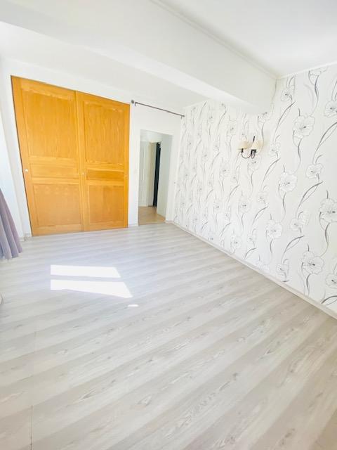 Maison de ville - 120 m² - 6 pièces