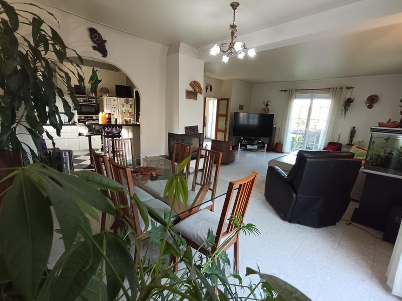 Maison - 170 m² - 7 pièces