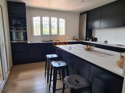 Maison - 155 m² - 7 pièces