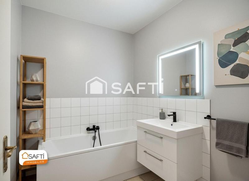 Appartement - 90 m² - 4 pièces