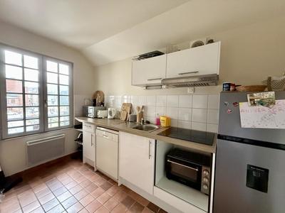 Appartement ancien - 69 m² - 3 pièces