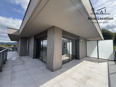 Appartement - 97 m² - 4 pièces