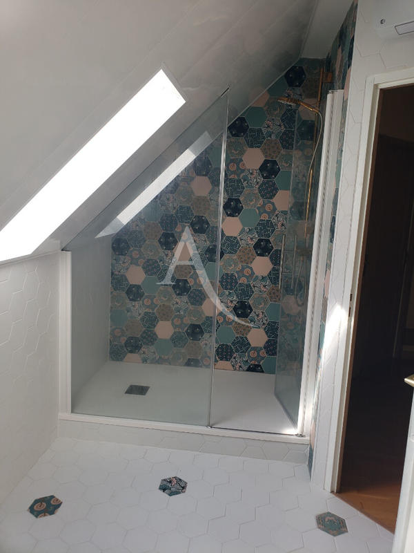 Maison - 123 m² - 6 pièces