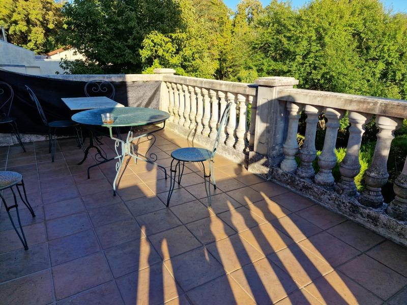 Immeuble - 240 m² - 10 pièces