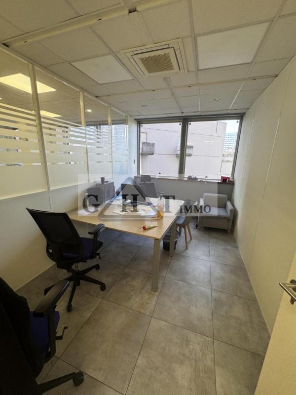 Bureau - 380 m²